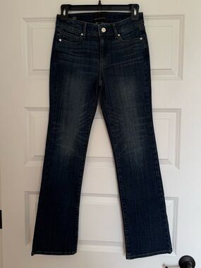 NWT White House Black Market Mid-Rise Everyday Soft Boot Jean